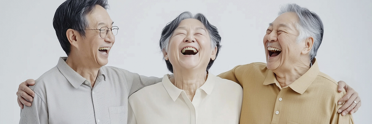 전신 상태를 확인한 뒤 진행하는 고령 환자 임플란트 안내